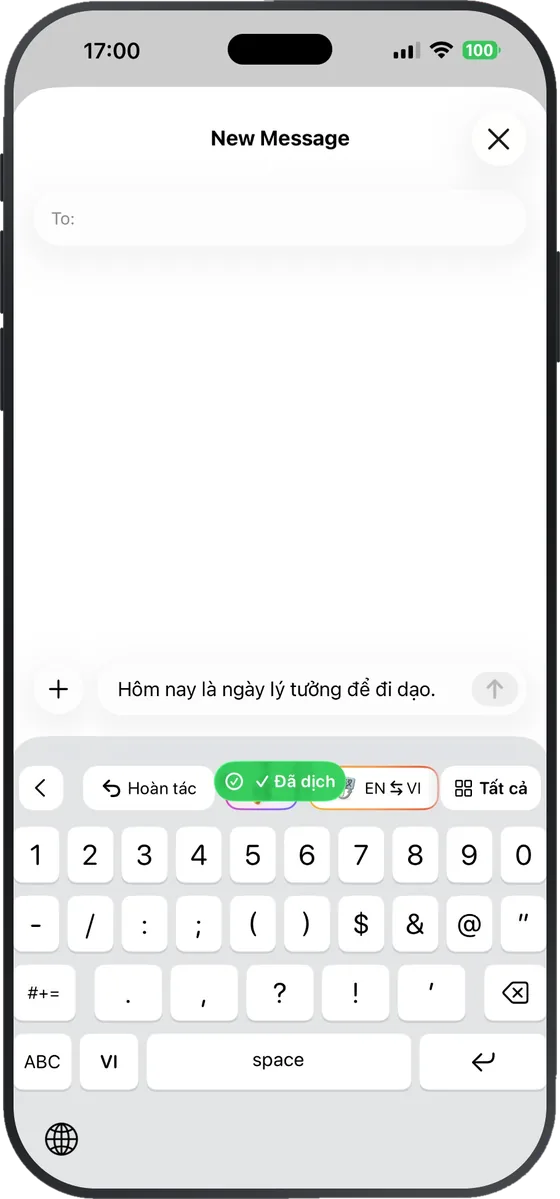 An English message translated to Vietnamese in the Messages text field by the ClearWrite keyboard.